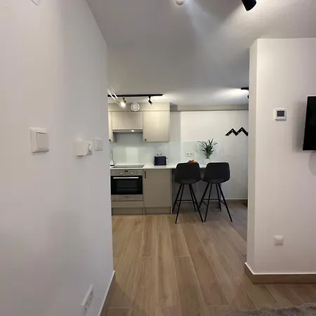 Paradise For Two זאדאר