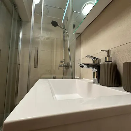 Paradise For Two * זאדאר